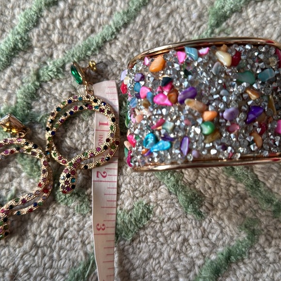 Coiled snake earrings and semi precious stone cuff bracelet set - Picture 5 of 5